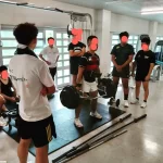 学習院高校ラグビー部ウェイトトレーニング指導風景